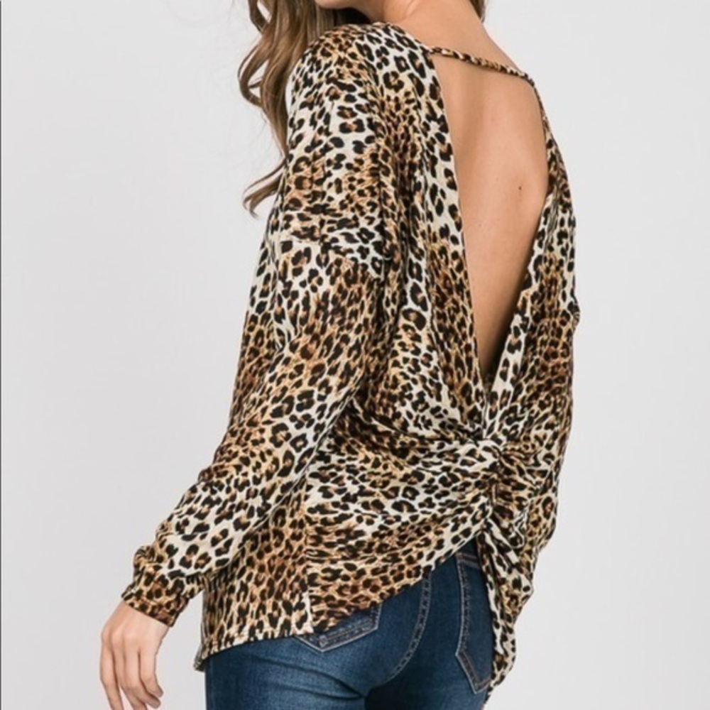 NEW Leopard print twist back top